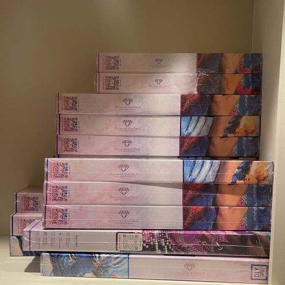 Kraken #1 by Dakota Daetwiler diamond painting kit to be completed from - Picture 4 of 4